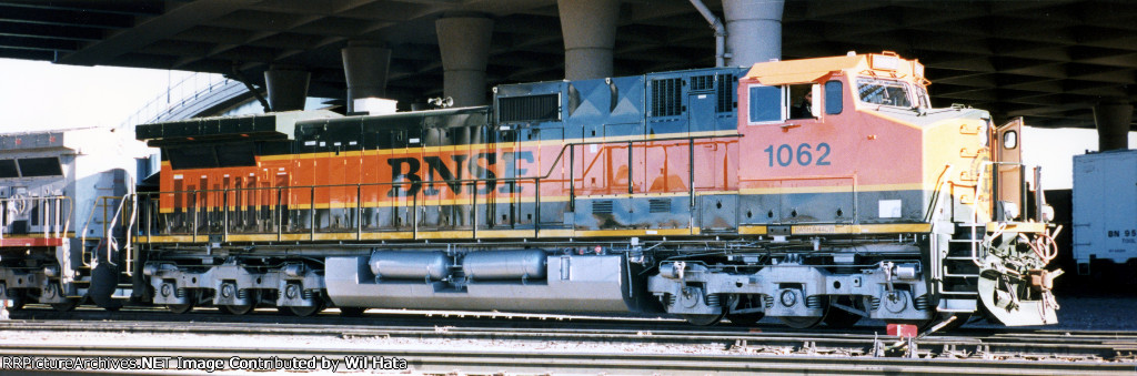 BNSF C44-9W 1062